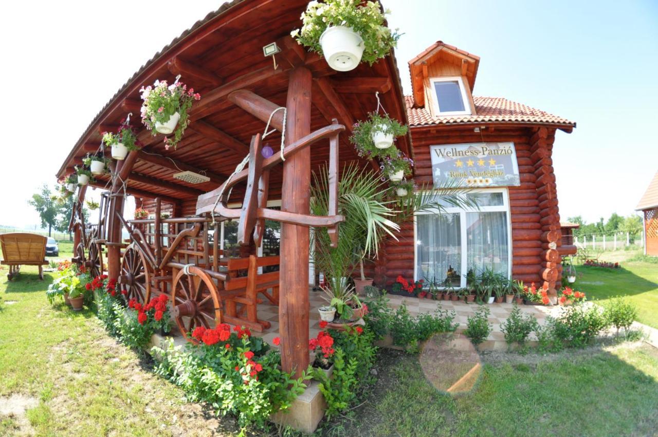 Bed and Breakfast Roenk-Wellness Panzio Mezopeterd Екстер'єр фото