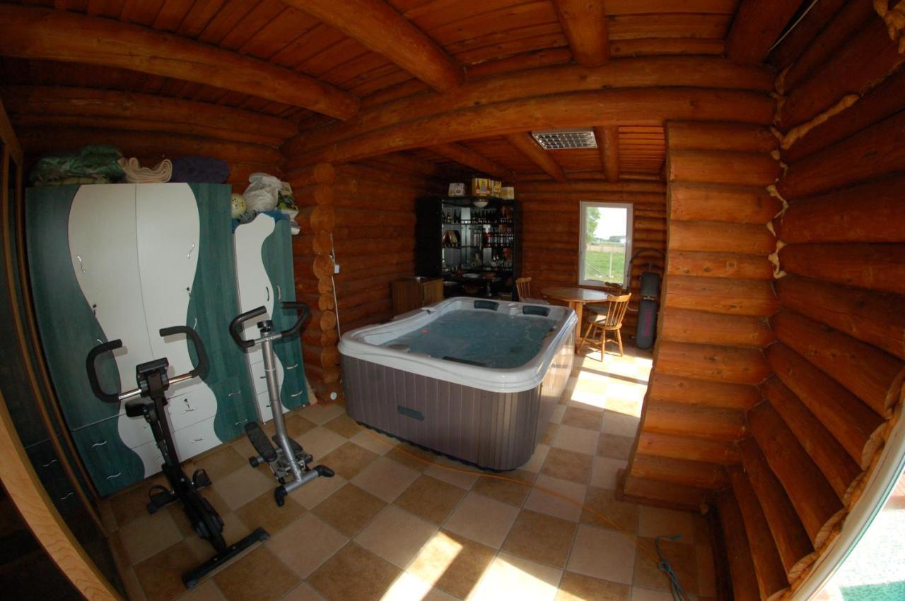 Bed and Breakfast Roenk-Wellness Panzio Mezopeterd Екстер'єр фото