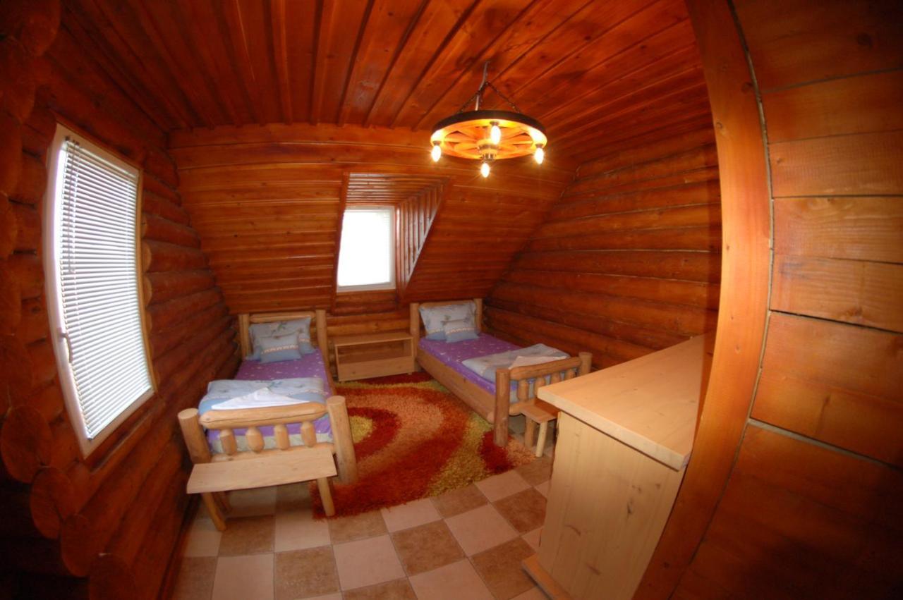 Bed and Breakfast Roenk-Wellness Panzio Mezopeterd Екстер'єр фото